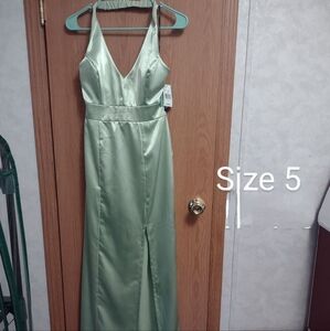 Light green formal dress size 5